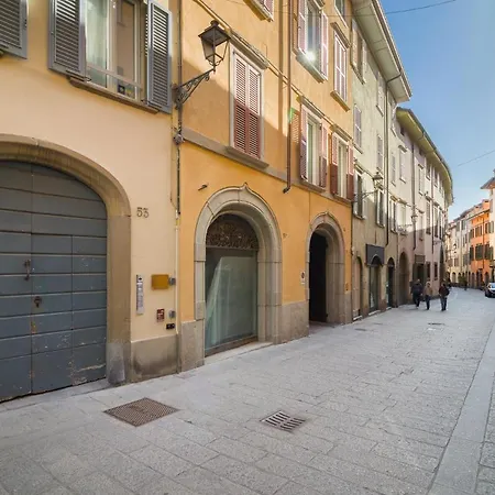 Art Apartment Bergamo
